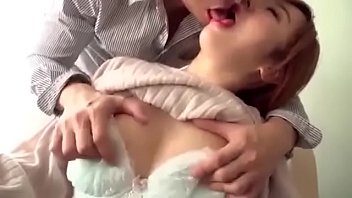 Gadis Seksi Remaja Bercinta