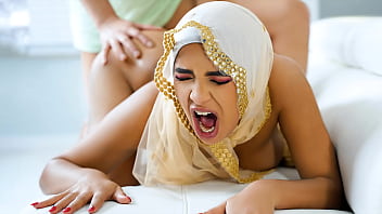 Membujuk Pacar Berhijab Untuk Bercinta Yang Dilarang Berhubungan Seks Karena Budayanya – Hijablust