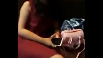 Gadis Muda Yang Menggoda Dan Penuh Nafsu