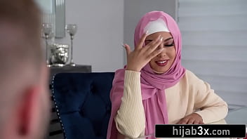 Gadis Muslim Manis Berhijab Tapi Tetap Mesum Dan Menggoda
