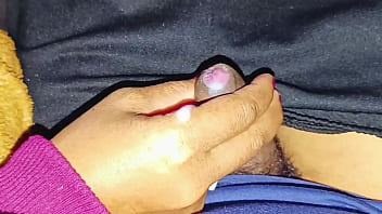 Tanteku Kesengsem Sama Kontol Kecil Yang Bikin Nafsu